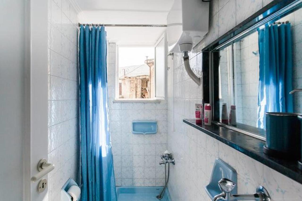 A Masterpiece In Plaka With Big Balcony And Acropolis View Apartment เอเธนส์ ภายนอก รูปภาพ