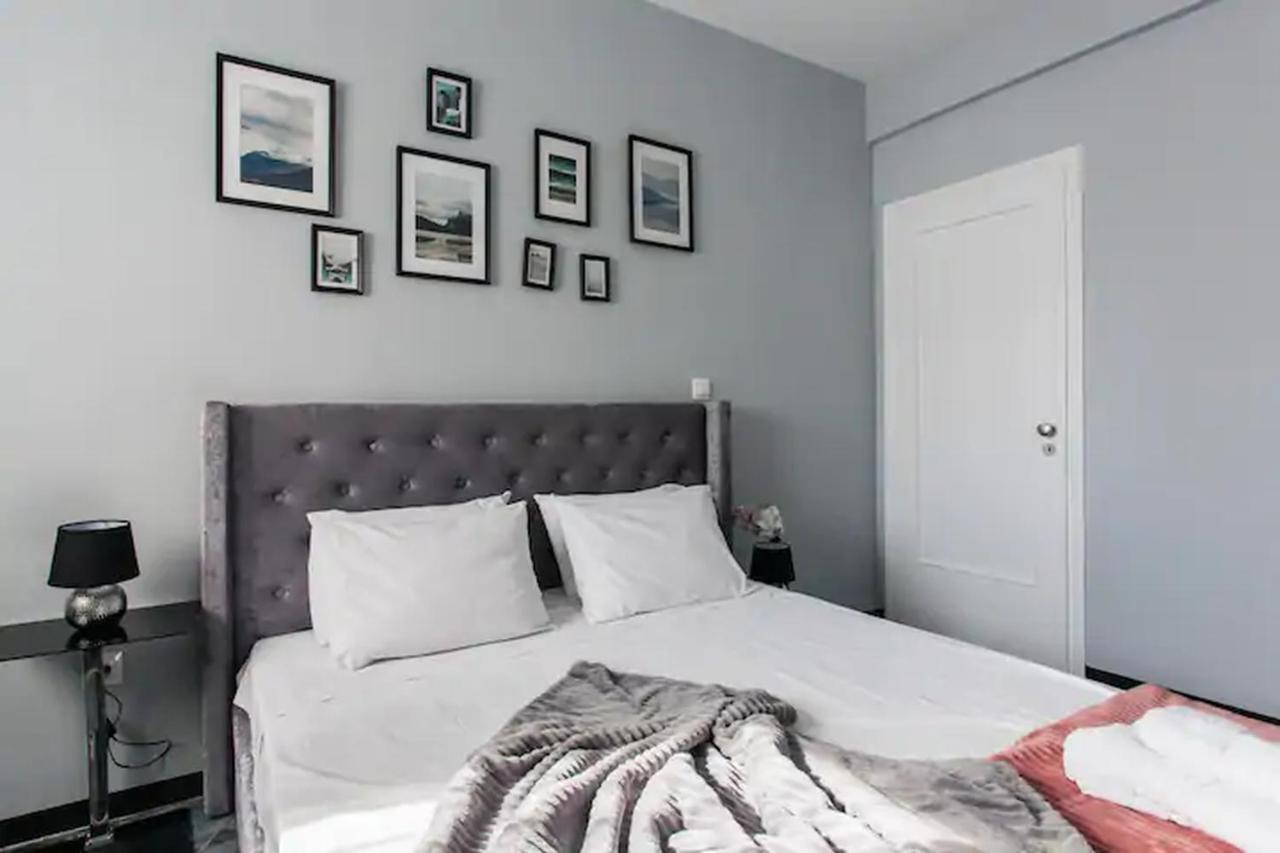 A Masterpiece In Plaka With Big Balcony And Acropolis View Apartment เอเธนส์ ภายนอก รูปภาพ