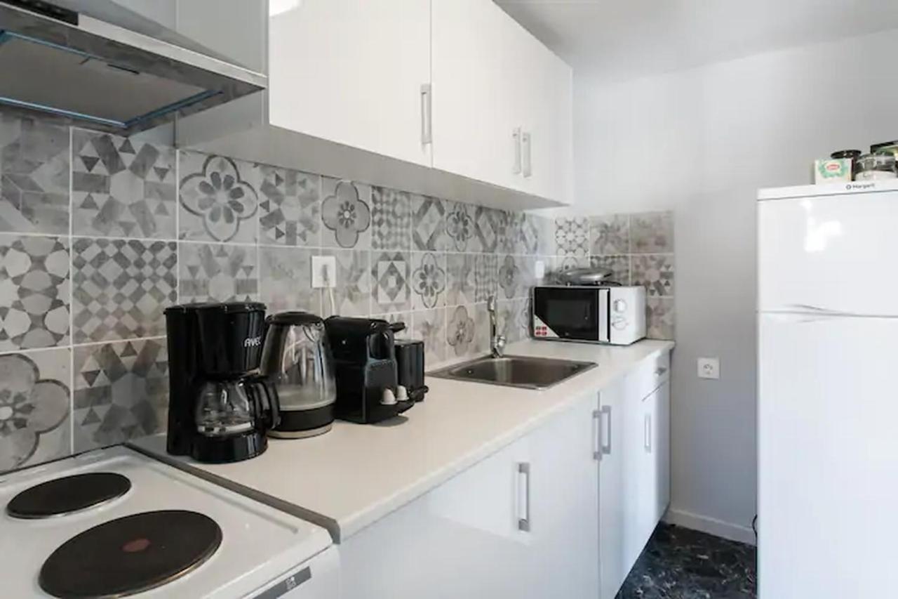 A Masterpiece In Plaka With Big Balcony And Acropolis View Apartment เอเธนส์ ภายนอก รูปภาพ