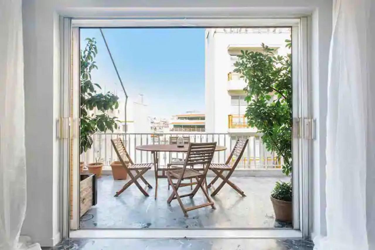 A Masterpiece In Plaka With Big Balcony And Acropolis View Apartment เอเธนส์ ภายนอก รูปภาพ